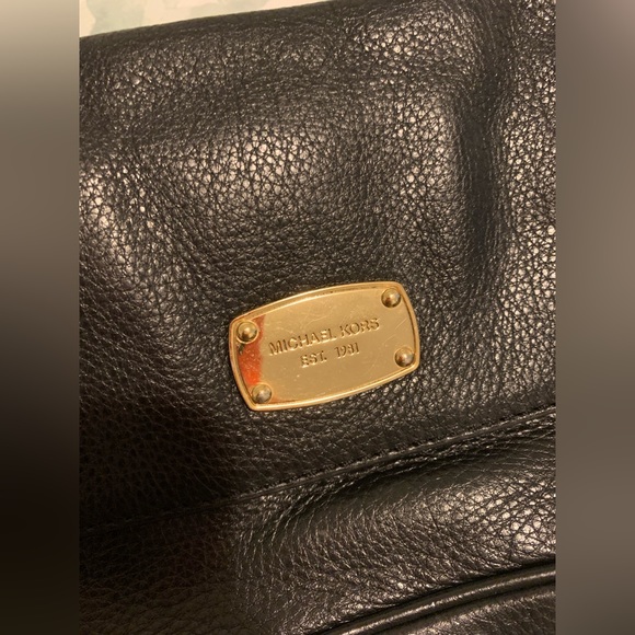 MICHAEL KORS WALLET ON CHAIN - Picture 2 of 5